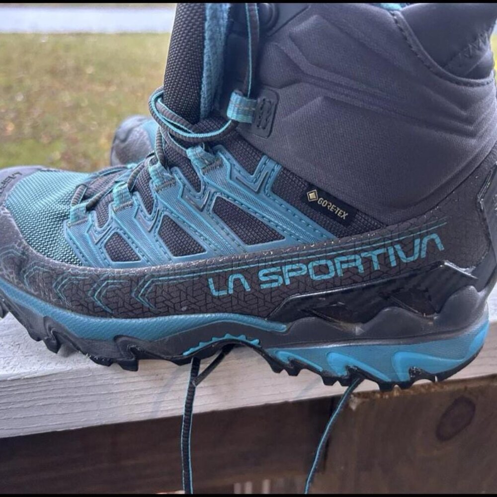 Womens 7 M La Sportiva Ultra Raptor II Mid Leather GTX Hiking Boots